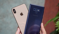 iPhone XS Max và Galaxy Note 9 (ảnh: Phone Arena)