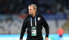 HLV Milovan Rajevac đã bị Thái Lan sa thải (ảnh: Fox Sport)
