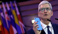 ông Tim Cook, CEO Apple (ảnh: Business Insider)
