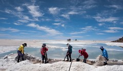 Lithium được coi là "vàng trắng" của Bolivia