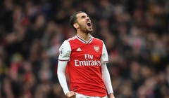 Premier League sẽ trở lại vào ngày 17/6 với trận đấu Arsenal gặp Manchester City. 