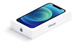 Với việc loại bỏ củ sạc và tai nghe, hộp đựng iPhone 12 sẽ nhỏ hơn một chút so với các sản phẩm tiền nhiệm (ảnh: Apple)
