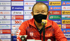 HLV Park Hang-seo trả lời truyền thông sau trận chung kết SEA Games 31