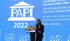 Bà Ramla Khalidi, đại diện thường trú UNDP phát biểu tại sự kiện công bố báo cáo PAPI 2022