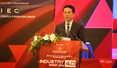 Bộ trưởng Bộ Thông tin và Truyền thông Nguyễn Mạnh Hùng 