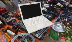 Săn đồ công nghệ tại chợ đồ cũ Vạn Phúc