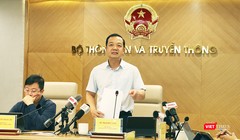 Thứ trưởng Phạm Đức Long cho biết Việt Nam sẽ dừng sóng 2G vào tháng 9 năm 2024