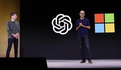 Ông Altman (trái) và ông Nadella tại sự kiện OpenAI DevDay, tổ chức hôm 6 tháng 11 năm 2023 tại San Francisco (ảnh Getty Images)