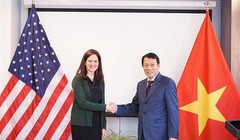 Bộ trưởng Bộ Công an, Đại tướng Lương Tam Quang và Phó Cố vấn An ninh quốc gia Hoa Kỳ Anne Neuberger trao đổi công thư về hợp tác an ninh mạng và công nghệ mới nổi