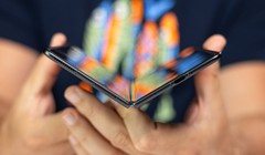 Tin công nghệ 20/5: Điện thoại gập mỏng nhất thế giới sắp ra mắt; dùng sóng âm tạo ra áo thông minh