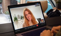 Tính năng dịch giọng nói trực tiếp hiện chỉ hỗ trợ tiếng Anh và Tây Ban Nha, nhưng sẽ được mở rộng thêm nhiều thứ tiếng trong thời gian tới. Ảnh: 9to5Google