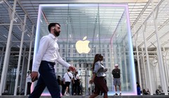 Cửa hàng Apple ở New York. Ảnh: Reuters