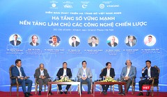 Các diễn giả tham dự Diễn đàn Phát triển Hạ tầng số 