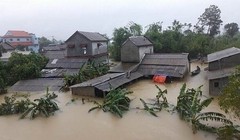 Đồng bào các tỉnh phía Bắc bị ảnh hưởng nặng nề bởi lũ lụt