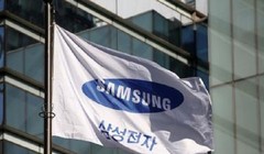 Thiếu nguồn cung màn hình, Samsung đang buộc phải hợp tác với đối thủ LG (Ảnh Reuter)