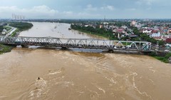 Mực nước trên sông Hồng xuống chậm, lũ trên sông Đáy vượt đỉnh lịch sử 