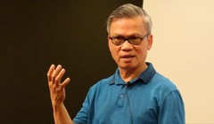 Giáo sư Nguyễn Hữu Liêm