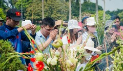 Người dân tưởng nhớ cố Tổng Bí thư Nguyễn Phú Trọng 1 năm ngày mất