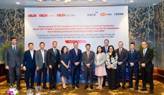 Các bên tham gia Lễ công bố hoàn tất giao dịch bảo lãnh khoản vay không ràng buộc trị giá 79 triệu USD cho GELEX.