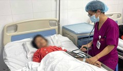 Cảnh báo khối u "khủng" tới 10kg: Đừng để u xơ tử cung biến thành “quả bom nổ chậm”