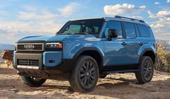 Land Cruiser Prado 2024 hé lộ giá bán "ngất ngưởng"