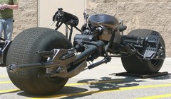 Batpod được giao bán với giá từ 80.000 USD.