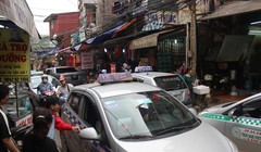 Khoảng 3.000 xe taxi ngoại tỉnh hoạt động trên địa bàn Hà Nội - (Ảnh minh họa)