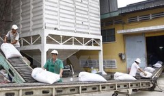 Dừng xuất khẩu gạo sang thị trường Mỹ vì có dư lương thuốc bảo vệ thực vật vượt mức.