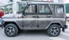 UAZ Hunter mới về Việt Nam chiều qua