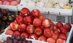 Về trái cây, 10 tháng đầu năm 2016 Việt Nam nhập khẩu từ thị trường Trung Quốc là 120 nghìn tấn.