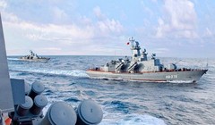 Video: Xem “tia chớp” Molniya của Hải quân Nhân dân Việt Nam khai hỏa