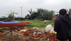 Hiện trường ngôi mộ bị kẻ gian đào bới lấy đi một phần cơ thể