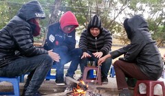 Người dân cần lưu ý khi sử dụng các biện pháp sưởi ấm khi làm việc và sinh hoạt ở môi trường lạnh