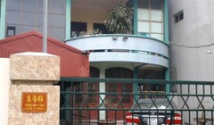 Công sở Ban quản lý dự án cải thiện môi trường đô thị Miền trung - Tiểu dự án Thanh Hóa cửa đóng im lìm, vắng bóng người lúc 9 giờ 45 phút sáng thứ 6 ngày 19-2