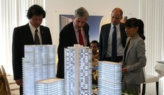 Các rào cản về thủ tục hành chính cũng là nguyên nhân gây nên tâm lý e ngại cho người nước ngoài và Việt kiều