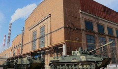 Hãng chế tạo xe thiết giáp chở quân BMP của Nga bị đưa ra toà xin cho phá sản - Ảnh: TASS