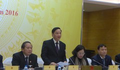 Phó Chủ nhiệm Văn phòng Chính phủ, Nguyễn Khắc Định, lần đầu tiên sắm vai người điều hành họp báo Chính phủ.