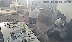 Hình ảnh từ camera tại nhà hàng ghi lại hình ảnh ông Phụng bị chém