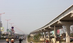 Trong khi tuyến số 2 chưa biết khi nào sẽ thi công thì tuyến metro số 1 (Bến Thành - Suối Tiên) đang hoàn thành một số đoạn đi trên cao - Ảnh: Anh Quân