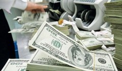 Có lẽ nhiều con mắt trên thị trường sẽ nhìn về Ngân hàng Nhà nước, chờ đợi liệu có tiếp tục thực hiện lại loạt giao dịch kỳ hạn để gối đầu vùng tỷ giá mục tiêu cho quý 2/2016 hay không. Còn thực tế hành động của nhà điều hành có thể khác.