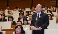 Đại biểu Trần Ngọc Vinh góp ý dự án Luật Tiếp cận thông tin.