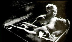 Bệnh nhân mắc bệnh Minamata có các triệu chứng tê liệt, co giật đến tử vong.