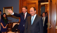 Thủ tướng Chính phủ Nguyễn Xuân Phúc đến thăm Tập đoàn dầu khí Gazprom.