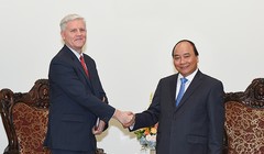 Thủ tướng Nguyễn Xuân Phúc tiếp ông Eric Sidgwick, Giám đốc quốc gia Ngân hàng Phát triển châu Á (ADB) tại Việt Nam.