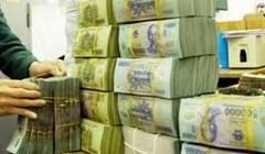 Chỉ tính riêng ba ngân hàng lớn Vietcombank, VietinBank và BIDV, tổng nguồn vốn huy động đã lên tới hơn 1,5 triệu tỷ đồng.