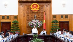 Thủ tướng Nguyễn Xuân Phúc chủ trì buổi làm việc.