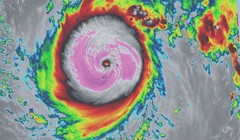 siêu bão NEPARTAK hình thành trên vùng biển đông bắc đảo Luzon (Philippines) với gió mạnh nhất gần tâm bão đạt cấp 17 (khoảng 200 - 220km/giờ).