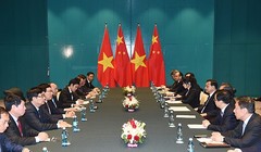 Thủ tướng Chính phủ Nguyễn Xuân Phúc có các cuộc gặp với Thủ tướng Quốc Vụ viện Trung Quốc Lý Khắc Cường.