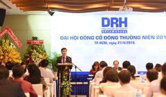 Ông Phan Tấn Đạt, vị lãnh đạo đầy quyền lực ở KSB và DRH lại không sở hữu bất kỳ một cổ phiếu DRH và KSB nào.