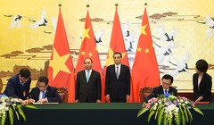 Thủ tướng Nguyễn Xuân Phúc và Thủ tướng Trung Quốc Lý Khắc Cường.